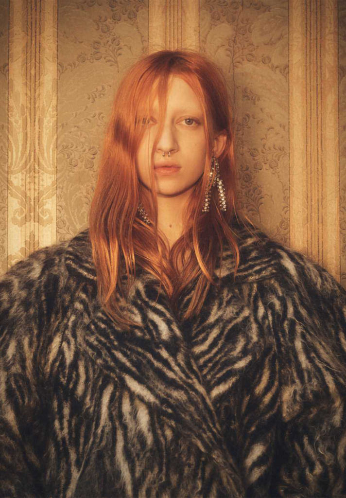 Nostalgia del Futuro Lookbook Image by Dries Van Noten