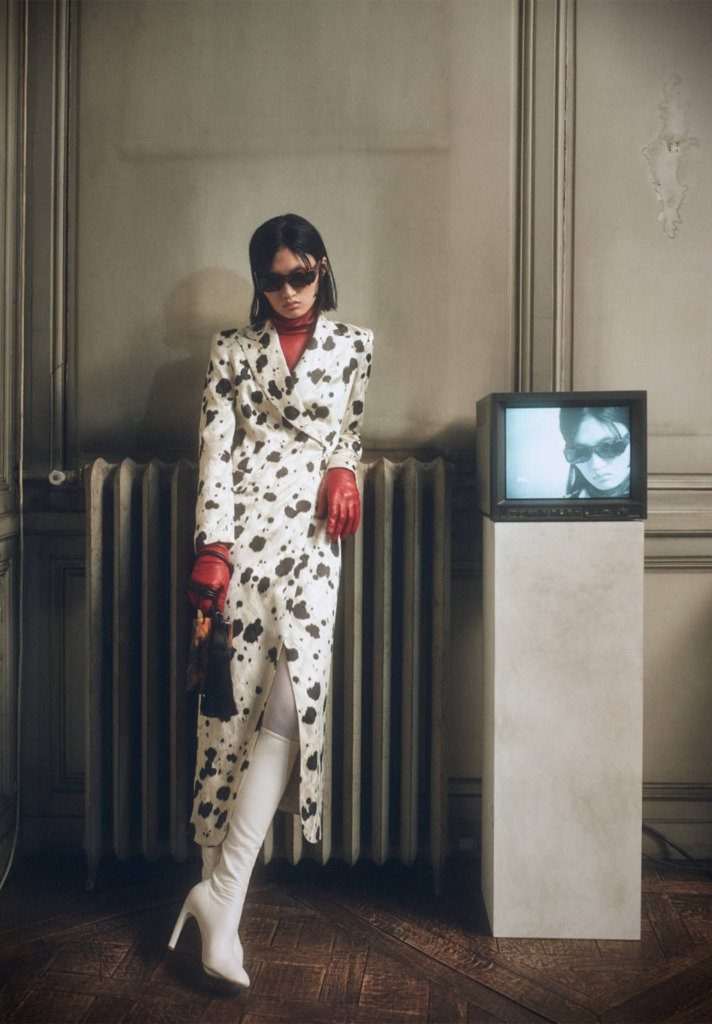 Nostalgia del Futuro Lookbook Image by Dries Van Noten