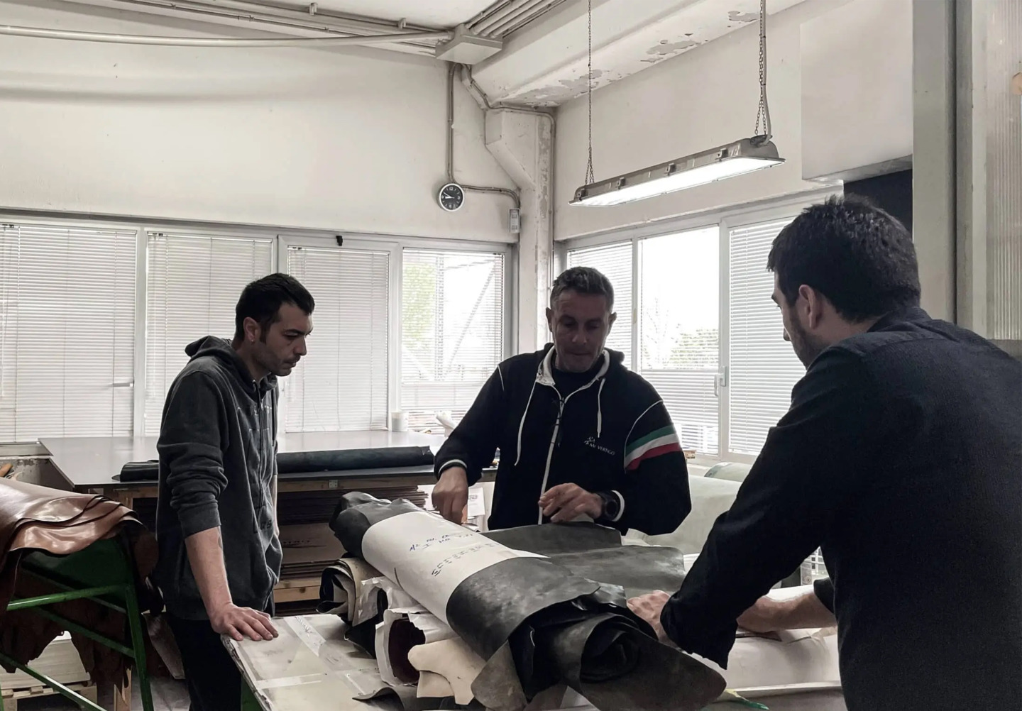 Giordano Lapegna working with Puglian Local Artisans