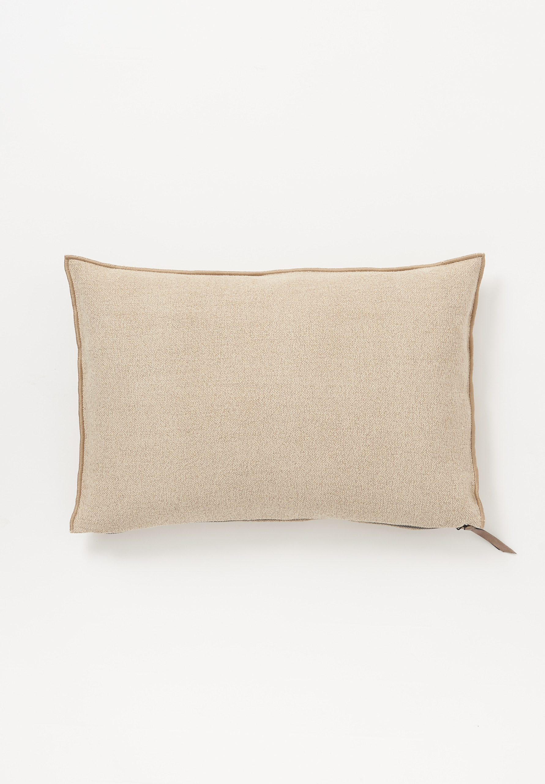 Maison de Vacances Vintage Linen Chenille Pillow in Ciment White, artisanal home accessories