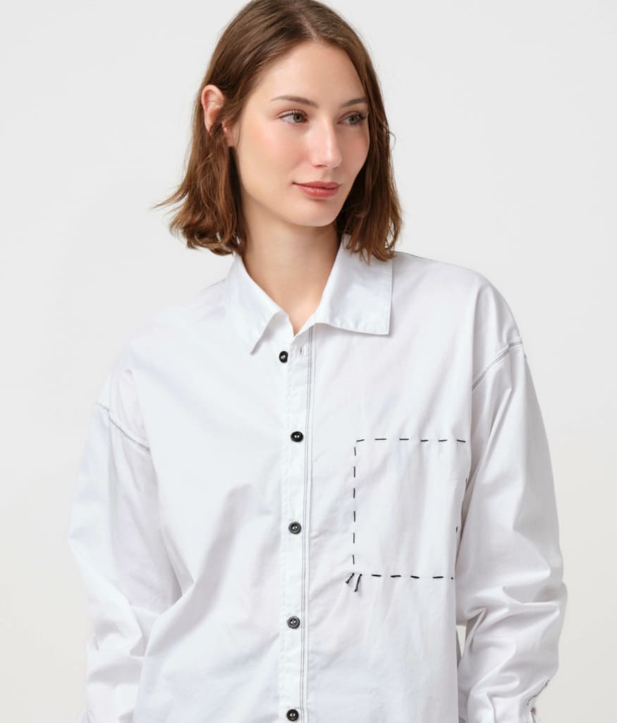 Model wearing Schepers Bosman Pima Cotton Twill Fenna Button-Down Shirt in White
